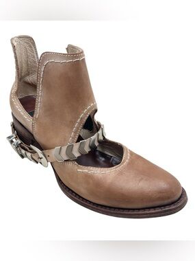 {Freebird by Steven}  Blade Leather Cutout Ankle Boot with Silver Chain